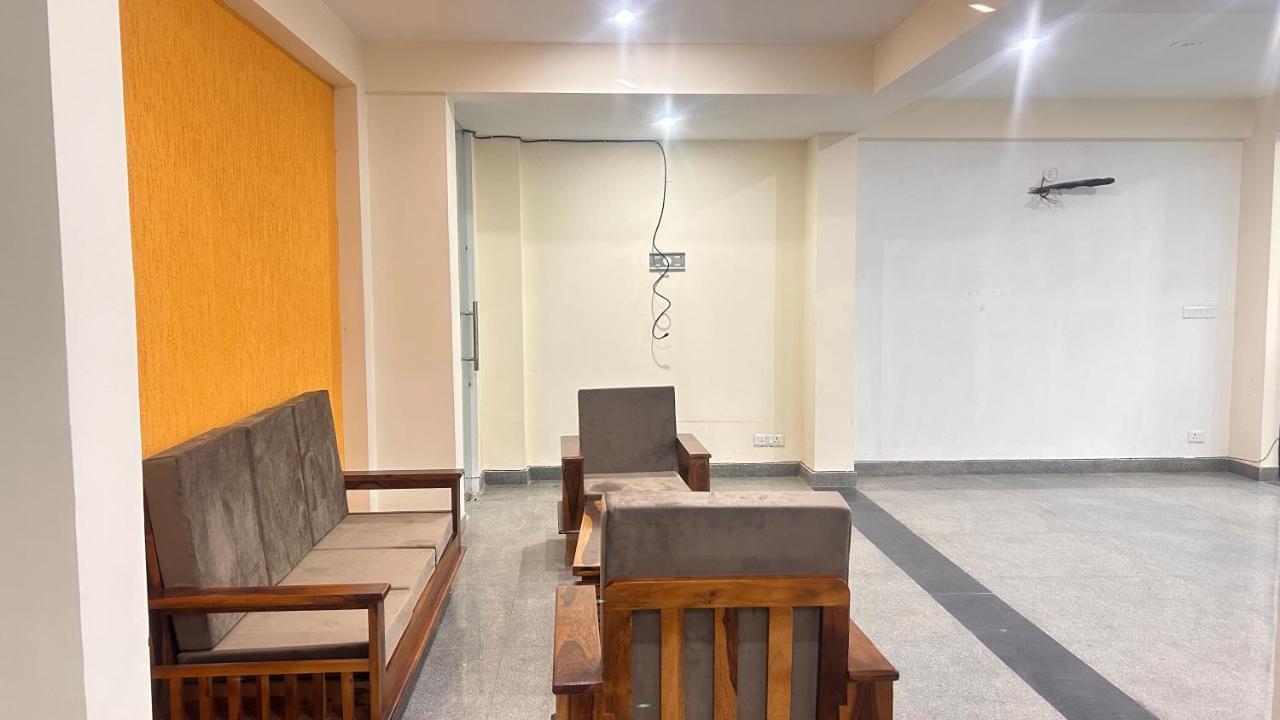 Lime Tree Service Apartment - Medanta Medicity, Gurgaon Bagian luar foto