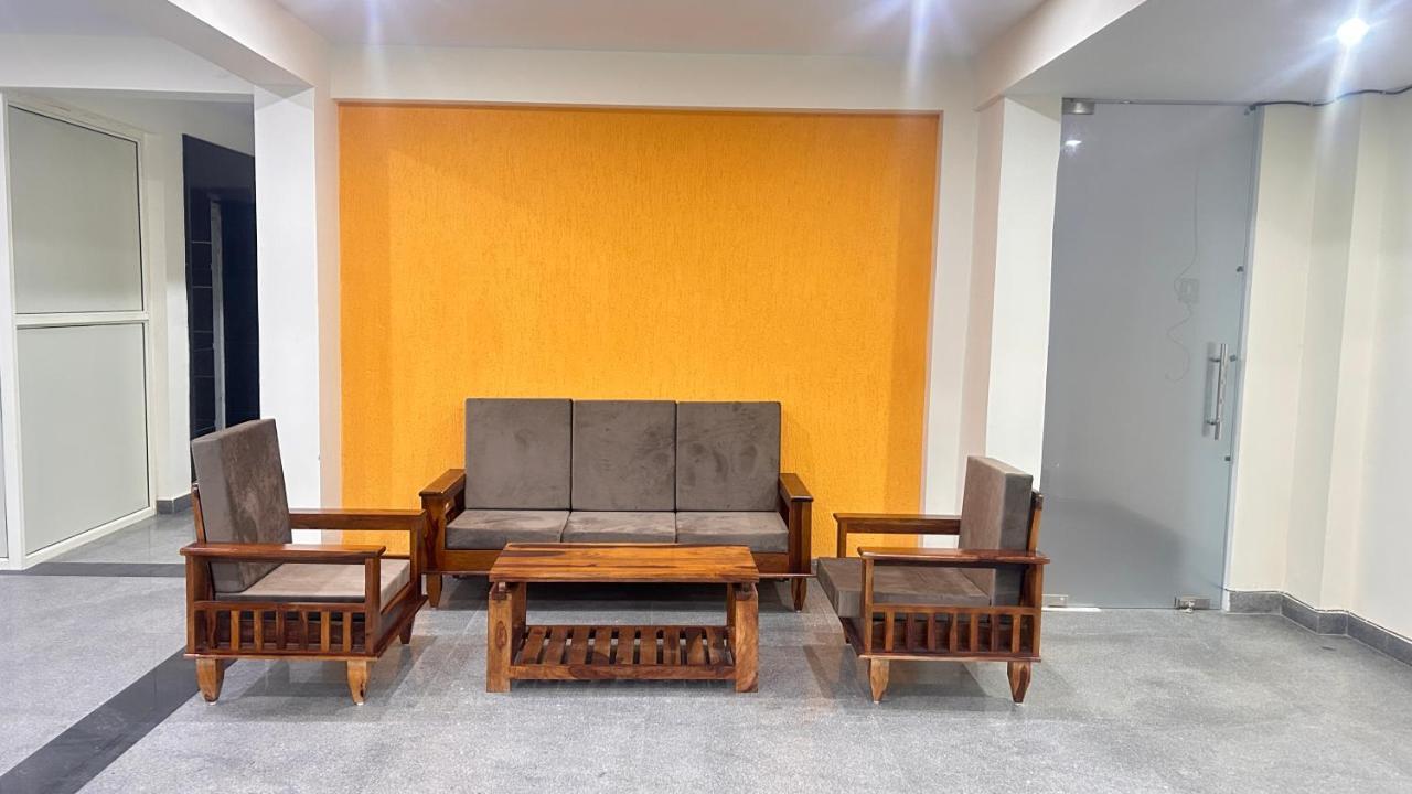 Lime Tree Service Apartment - Medanta Medicity, Gurgaon Bagian luar foto