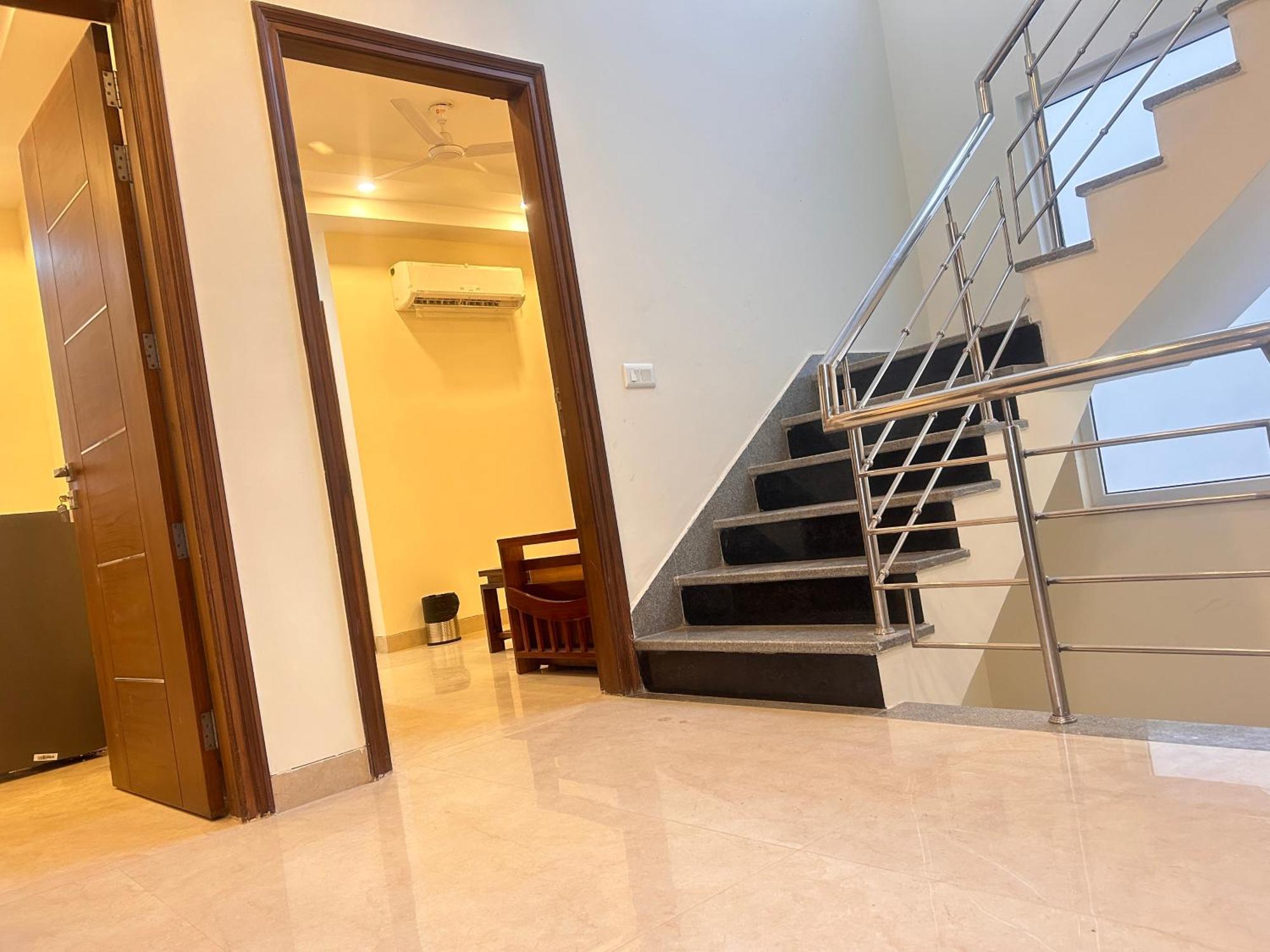 Lime Tree Service Apartment - Medanta Medicity, Gurgaon Bagian luar foto